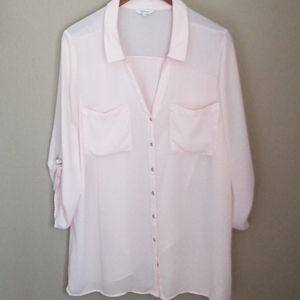 EUC Pretty in pink! XXL lightweight shirt.